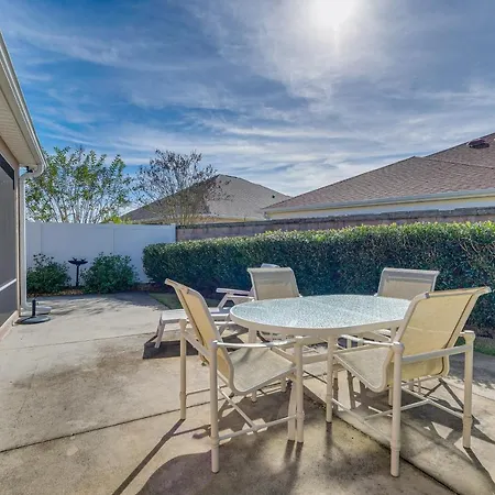 Beautiful Home In The Villages With Screened Lanai!